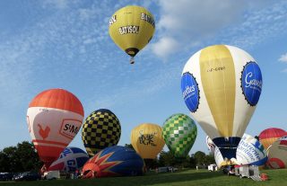 balloon flight - pays basque