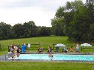 swimming pool - azkena